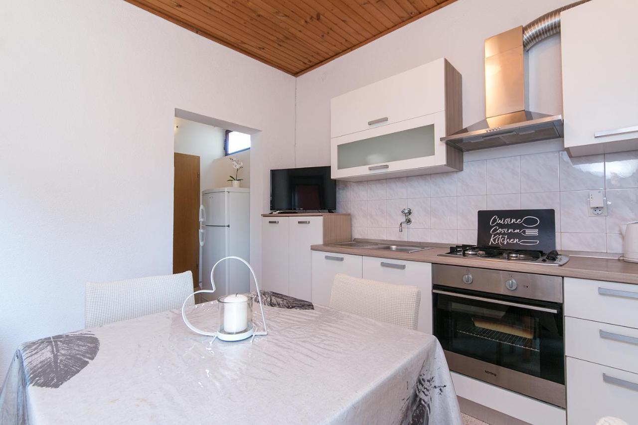 Apartment Zivogosce - Blato 1057D Exteriör bild